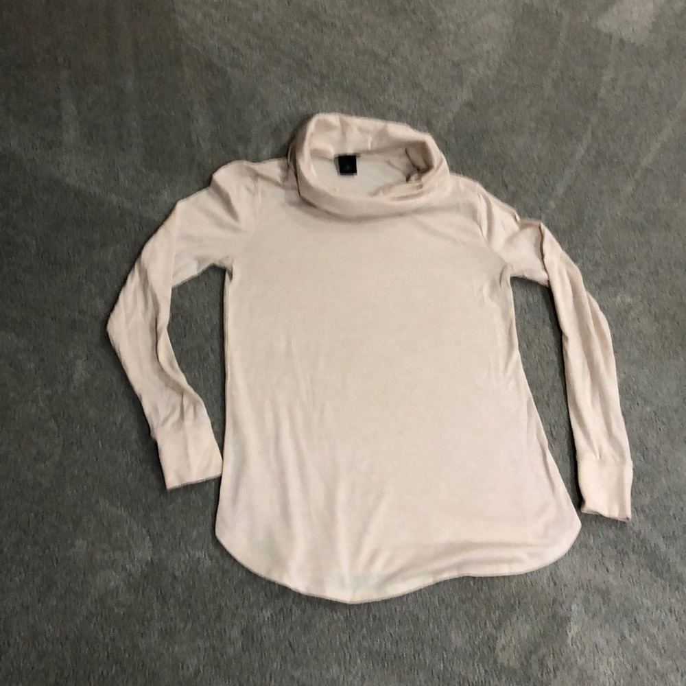 Ann Taylor pink cowl neck long-sleeved shirt. XS